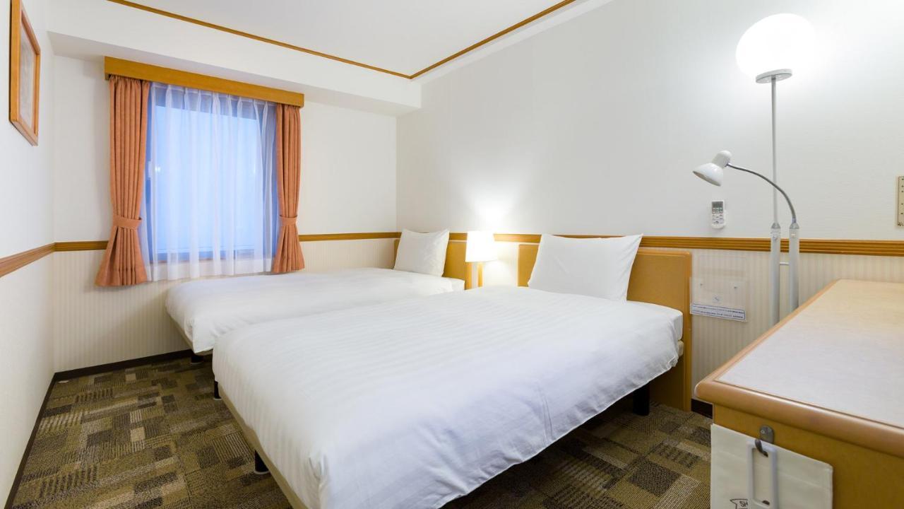 Toyoko Inn Shin-Yatsushiro Ekimae Esterno foto